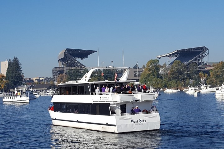 husky sailgate sailgating